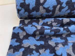Smørblød uldfilt - camouflage i blålige toner